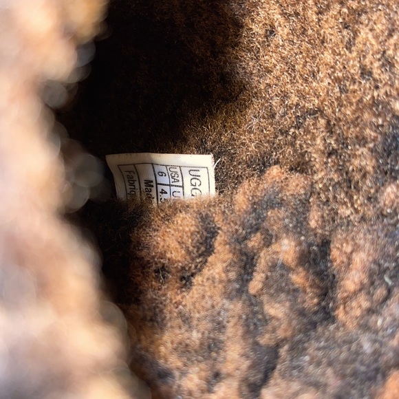 UGG Australia Bronze Leather Boots - Women’s Size 6 - Picture 9 of 9